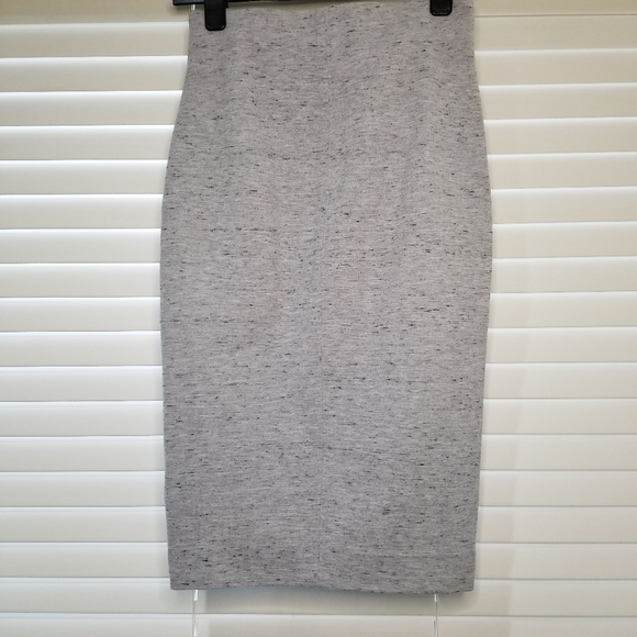 Aritzia Wilfred grey pencil skirt size M - Picture 5 of 5